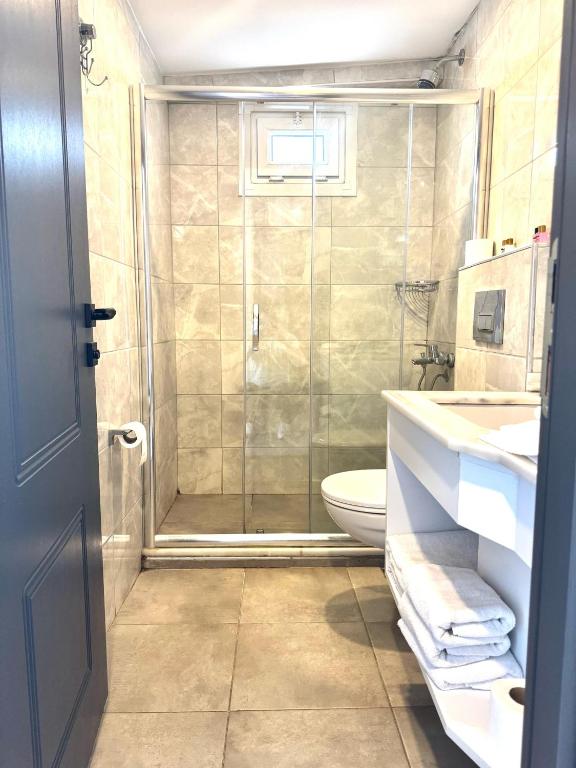 Double Rooms 15